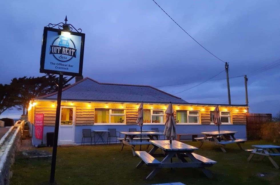 The Offbeat Bar & Kitchen Crantock Offbeat Bars